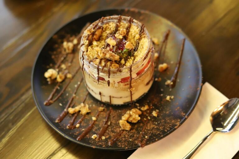 Chakchouka Algérienne Authentique : Un Voyage Culinaire au Cœur du Maghreb