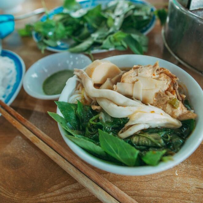 Chorba Tunisienne Piquante : Découvrez les Secrets d’une Soupe Maghrébine Exquise