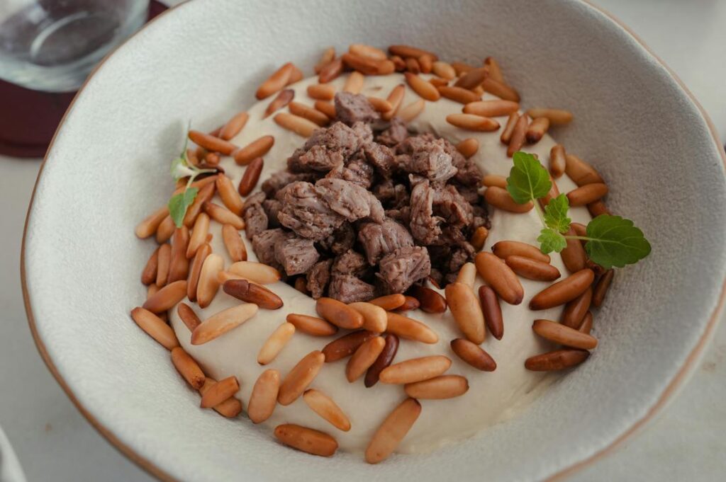 Doubara algérienne aux pois chiches traditionnel préparé selon la méthode authentique