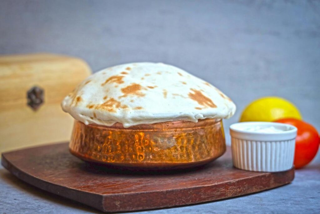 Tajine Tunisien savoureux traditionnel préparé selon la méthode authentique