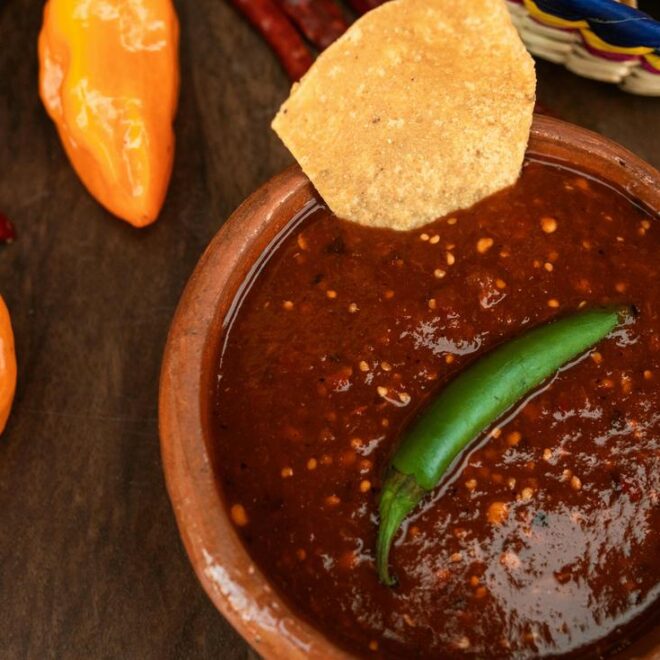 Makloub Tunisien Traditionnel : Un Voyage Culinaire au Cœur de la Tunisie