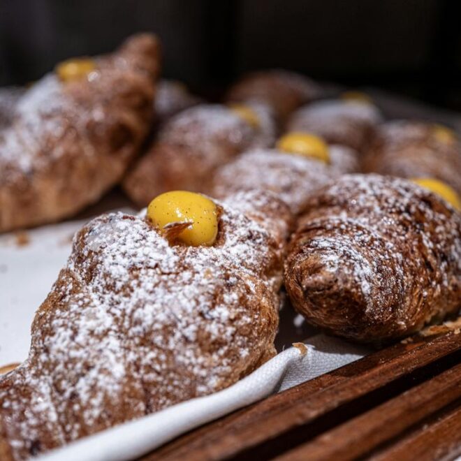 Makroudh Tunisien au Miel : Découvrez l’Authenticité d’une Douceur Maghrébine