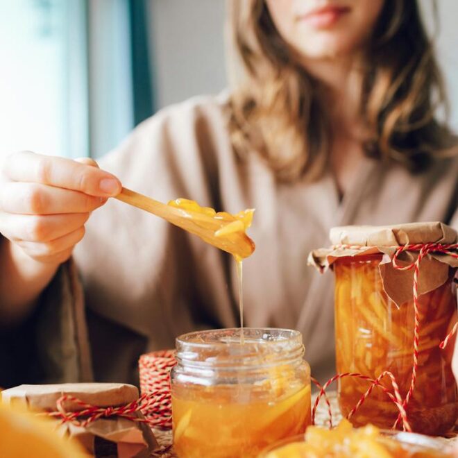 Mhadjeb Algérien Farci: L’Art Culinaire Maghrébin à Son Apogée