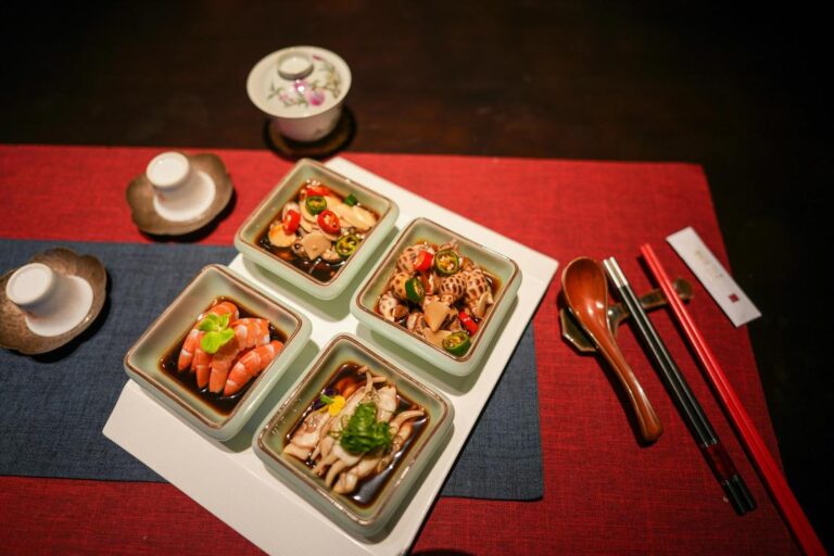 Seffa Marocaine aux Raisins Secs : Un Délicieux Voyage Culinaire